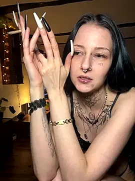 Snapshot of Seductively4_20 chatting on 14, 11, 2025 Seductively4 20 online show from 14, 11, 2025