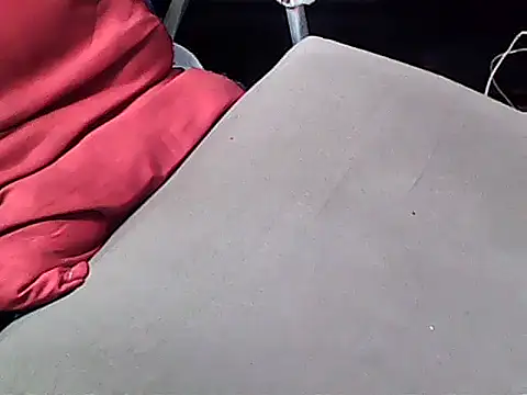 Snapshot of 20cmloiro chatting on 15, 10, 2025 20cmloiro online show from 15, 10, 2025