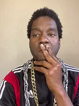 Snapshot of Kingdinyxxx chatting on 27, 9, 2025 Kingdinyxxx online show from 27, 9, 2025