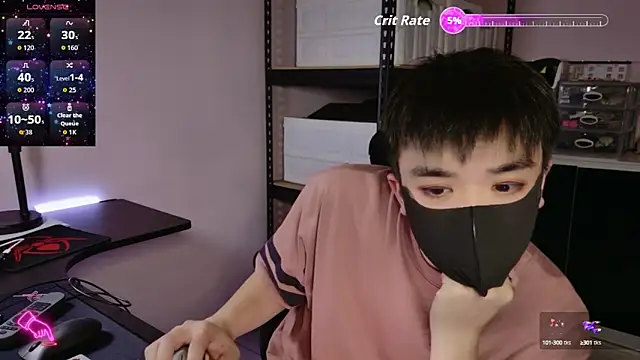 Snapshot of doggyman523 chatting on 10, 10, 2025 doggyman523 online show from 10, 10, 2025