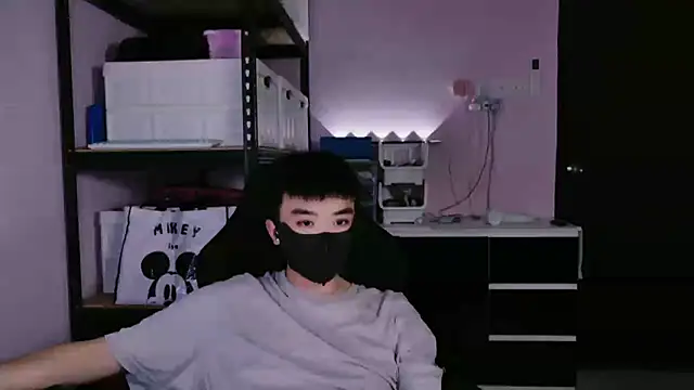 Snapshot of doggyman523 chatting on 7, 3, 2026 doggyman523 online show from 7, 3, 2026