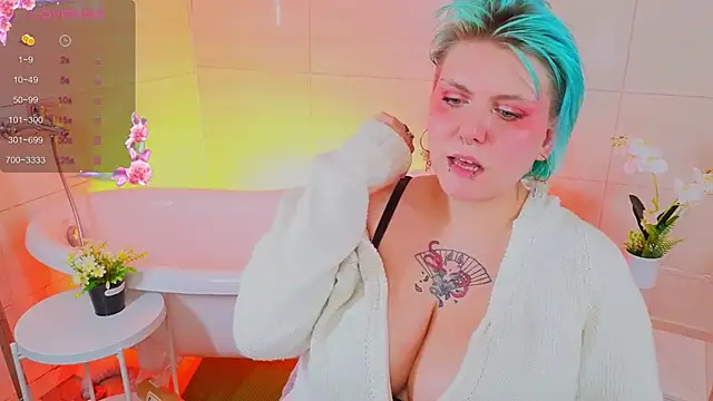 Snapshot of bluelunaray chatting on 15, 9, 2025 bluelunaray online show from 15, 9, 2025