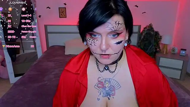 Snapshot of bluelunaray chatting on 16, 10, 2025 bluelunaray online show from 16, 10, 2025