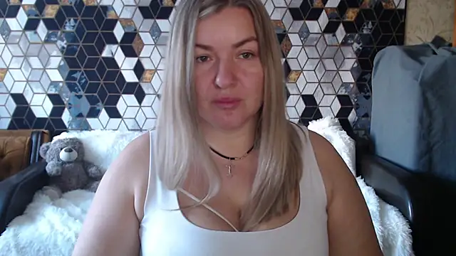 NikaSkylink online show from 11, 2, 2026