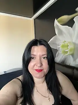 Liza Will online show from 8, 5, 2026