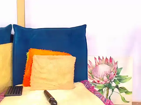 Snapshot of SexyScarlet101 chatting on 26, 11, 2025 SexyScarlet101 online show from 26, 11, 2025