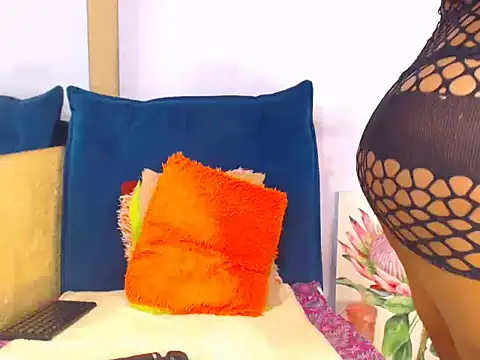 Snapshot of SexyScarlet101 chatting on 1, 12, 2025 SexyScarlet101 online show from 1, 12, 2025