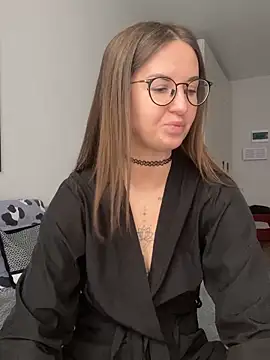 Snapshot of ElizabetBlack chatting on 23, 10, 2025 ElizabetBlack online show from 23, 10, 2025