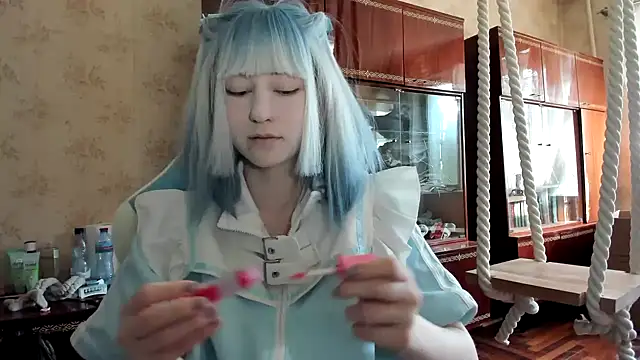 kioshi kiss online show from 10, 9, 2025