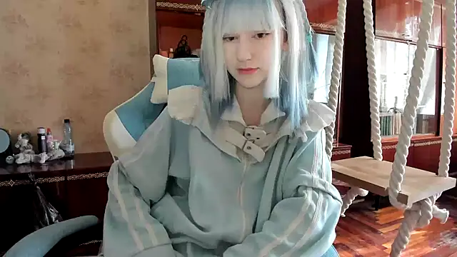 kioshi kiss online show from 8, 10, 2025