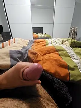 Snapshot of Bog_dan123 chatting on 7, 10, 2025 Bog dan123 online show from 7, 10, 2025