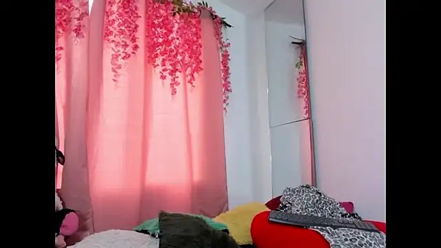 Snapshot of lanastone86 chatting on 8, 10, 2025 lanastone86 online show from 8, 10, 2025