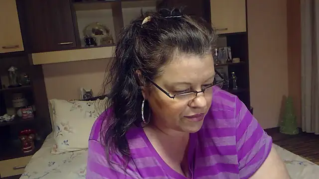 Snapshot of Claudia_71love chatting on 13, 6, 2026 Claudia 71love online show from 13, 6, 2026