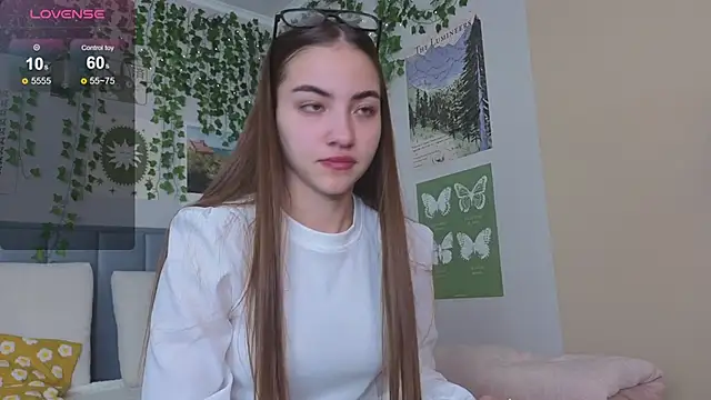 Ashley Pierce online show from 29, 9, 2025