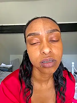 Hazel Dollxx online show from 30, 4, 2026