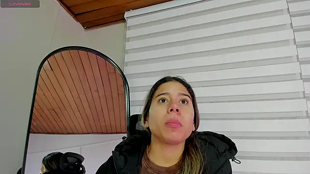 Snapshot of Rachell_criss chatting on 21, 12, 2025 Rachell criss online show from 21, 12, 2025