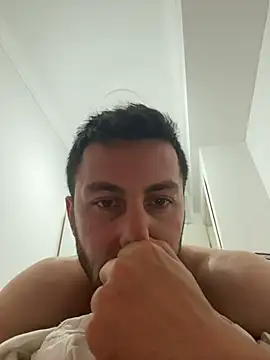 Snapshot of emredenizz07 chatting on 5, 11, 2025 emredenizz07 online show from 5, 11, 2025