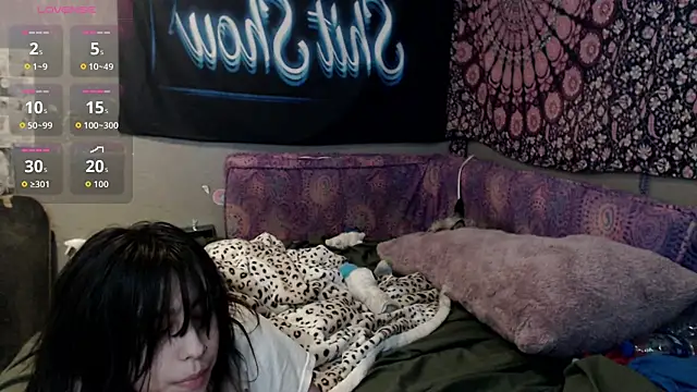 Snapshot of London_Ray chatting on 1, 10, 2025 London Ray online show from 1, 10, 2025