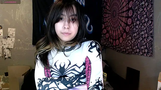 Snapshot of London_Ray chatting on 9, 10, 2025 London Ray online show from 9, 10, 2025