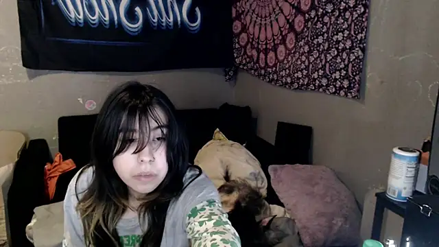 Snapshot of London_Ray chatting on 5, 11, 2025 London Ray online show from 5, 11, 2025