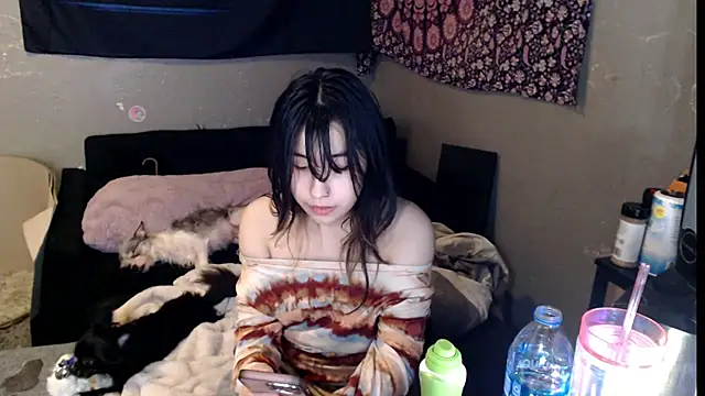 Snapshot of London_Ray chatting on 14, 11, 2025 London Ray online show from 14, 11, 2025