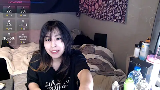 Snapshot of London_Ray chatting on 22, 11, 2025 London Ray online show from 22, 11, 2025