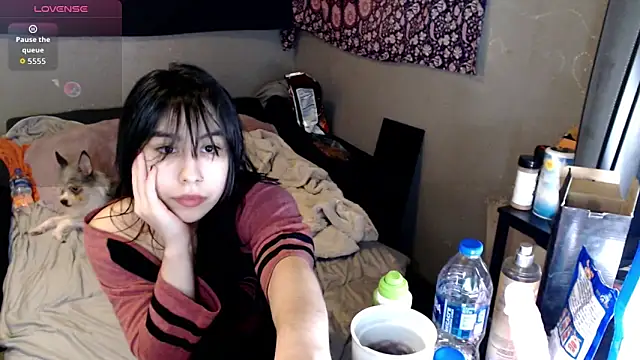 Snapshot of London_Ray chatting on 1, 12, 2025 London Ray online show from 1, 12, 2025