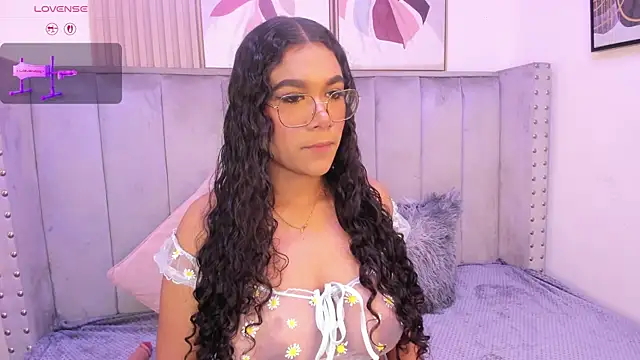 Seshat Hitt online show from 9, 4, 2026