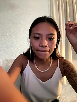 Snapshot of Nia_Desire chatting on 19, 9, 2025 Nia Desire online show from 19, 9, 2025