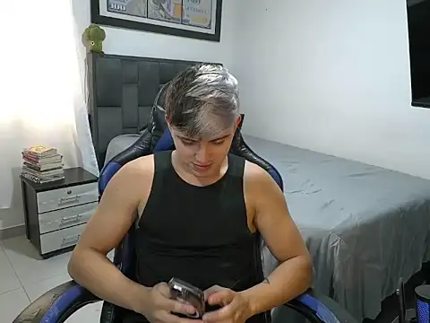 Snapshot of Justin_trevor1 chatting on 29, 4, 2026 Justin trevor1 online show from 29, 4, 2026