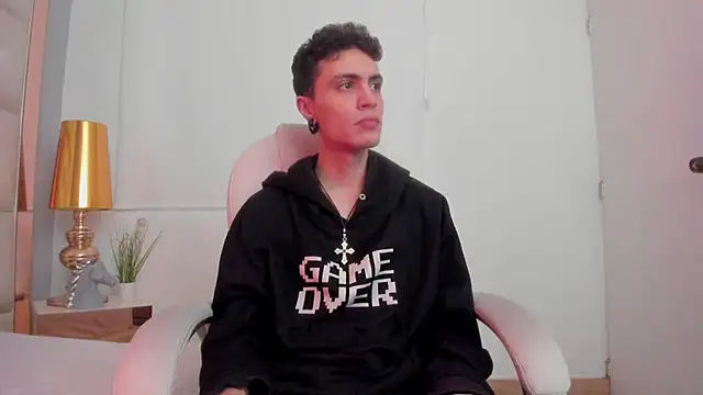 Snapshot of dark_sun302 chatting on 19, 11, 2025 dark sun302 online show from 19, 11, 2025