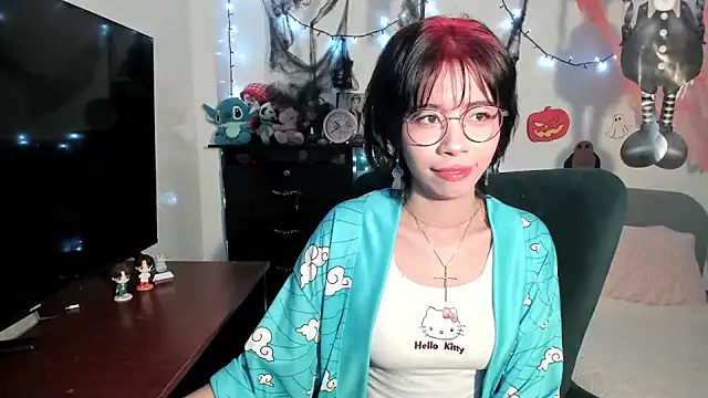 Snapshot of dolliette24 chatting on 26, 10, 2025 dolliette24 online show from 26, 10, 2025