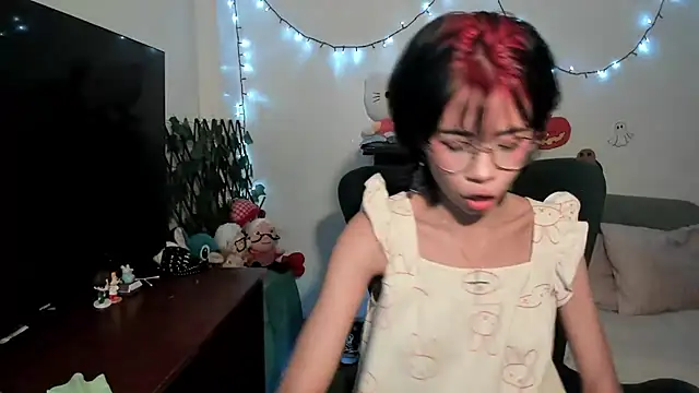 Snapshot of dolliette24 chatting on 2, 11, 2025 dolliette24 online show from 2, 11, 2025