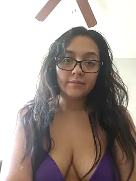 Snapshot of Mamimamita2 chatting on 10, 9, 2025 Mamimamita2 online show from 10, 9, 2025