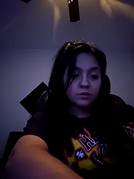 Snapshot of Mamimamita2 chatting on 13, 10, 2025 Mamimamita2 online show from 13, 10, 2025