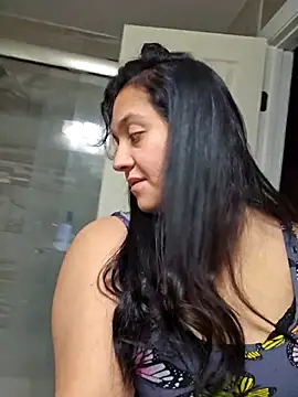 Snapshot of Mamimamita2 chatting on 29, 10, 2025 Mamimamita2 online show from 29, 10, 2025