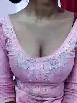 Snapshot of Reeta-rani chatting on 7, 10, 2025 Reeta-rani online show from 7, 10, 2025