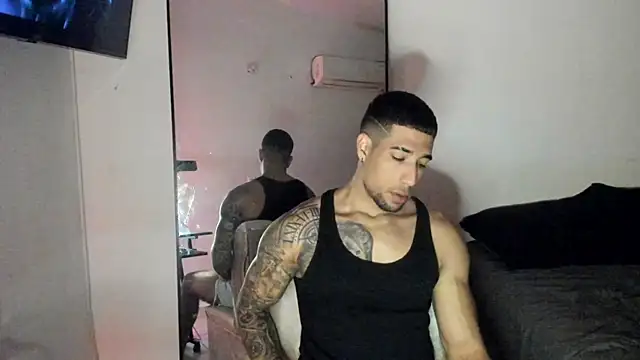 Snapshot of ThiagoLugo chatting on 8, 9, 2025 ThiagoLugo online show from 8, 9, 2025