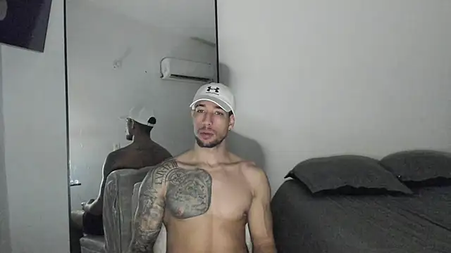 Snapshot of ThiagoLugo chatting on 28, 9, 2025 ThiagoLugo online show from 28, 9, 2025