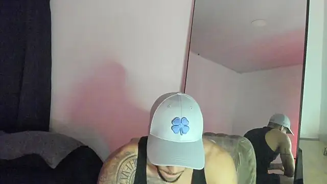 Snapshot of ThiagoLugo chatting on 10, 10, 2025 ThiagoLugo online show from 10, 10, 2025