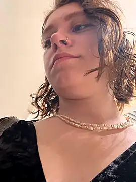 Snapshot of lucy-joy chatting on 19, 9, 2025 lucy-joy online show from 19, 9, 2025