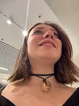 Snapshot of lucy-joy chatting on 26, 9, 2025 lucy-joy online show from 26, 9, 2025