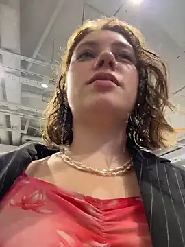 Snapshot of lucy-joy chatting on 24, 10, 2025 lucy-joy online show from 24, 10, 2025