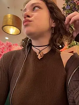 Snapshot of lucy-joy chatting on 1, 11, 2025 lucy-joy online show from 1, 11, 2025