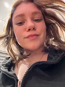 lucy-joy online show from 15, 3, 2026