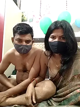 Yourhotsweetgirl online show from 16, 1, 2026