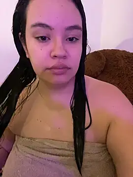 Snapshot of Emily_Taylor2 chatting on 26, 11, 2025 Emily Taylor2 online show from 26, 11, 2025