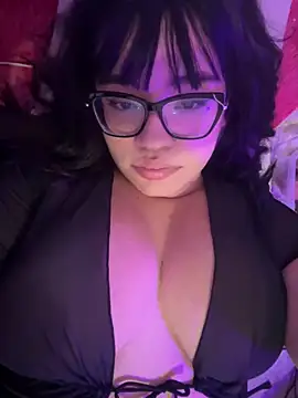 Emily Taylor2 online show from 7, 6, 2026