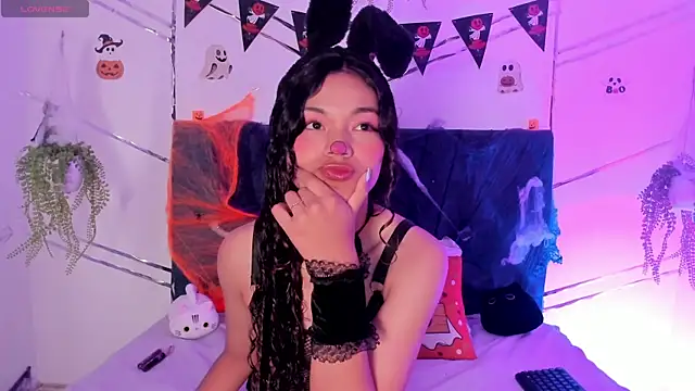 Camilla Miller01 online show from 31, 10, 2025