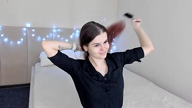 Snapshot of Infinity_Ti chatting on 9, 1, 2026 Infinity Ti online show from 9, 1, 2026